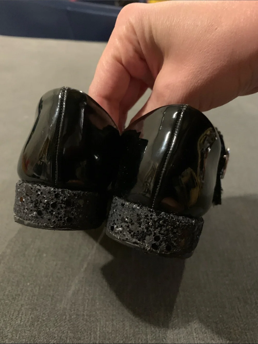 Girls Black Patent Mary Jane Dress Shoes with Heart Buckle Size 10